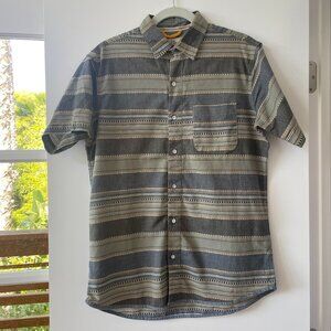 Free Planet Printed Short-Sleeve‎ Button-Up Shirt in Vertical Stripes, Medium